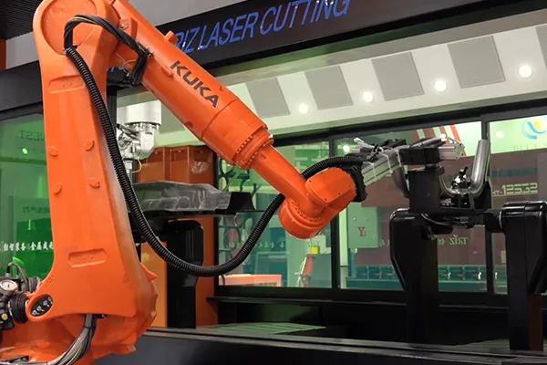  Mesin Pemotong Laser 3D Sumbu Stasiun Ganda